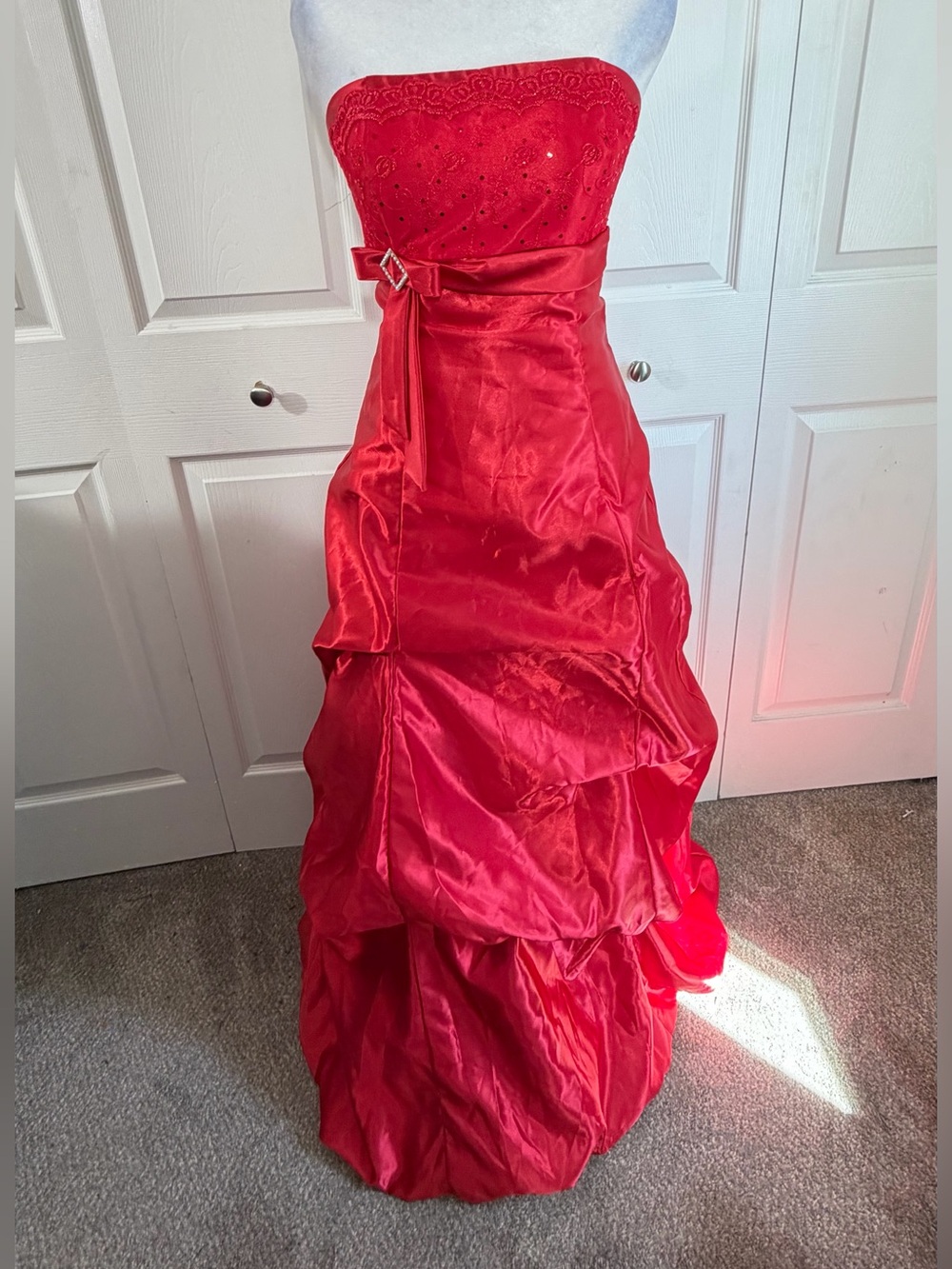 Jessica McClintock Gunne Sax Red Strapless Prom Gown Rhinestone Size 5